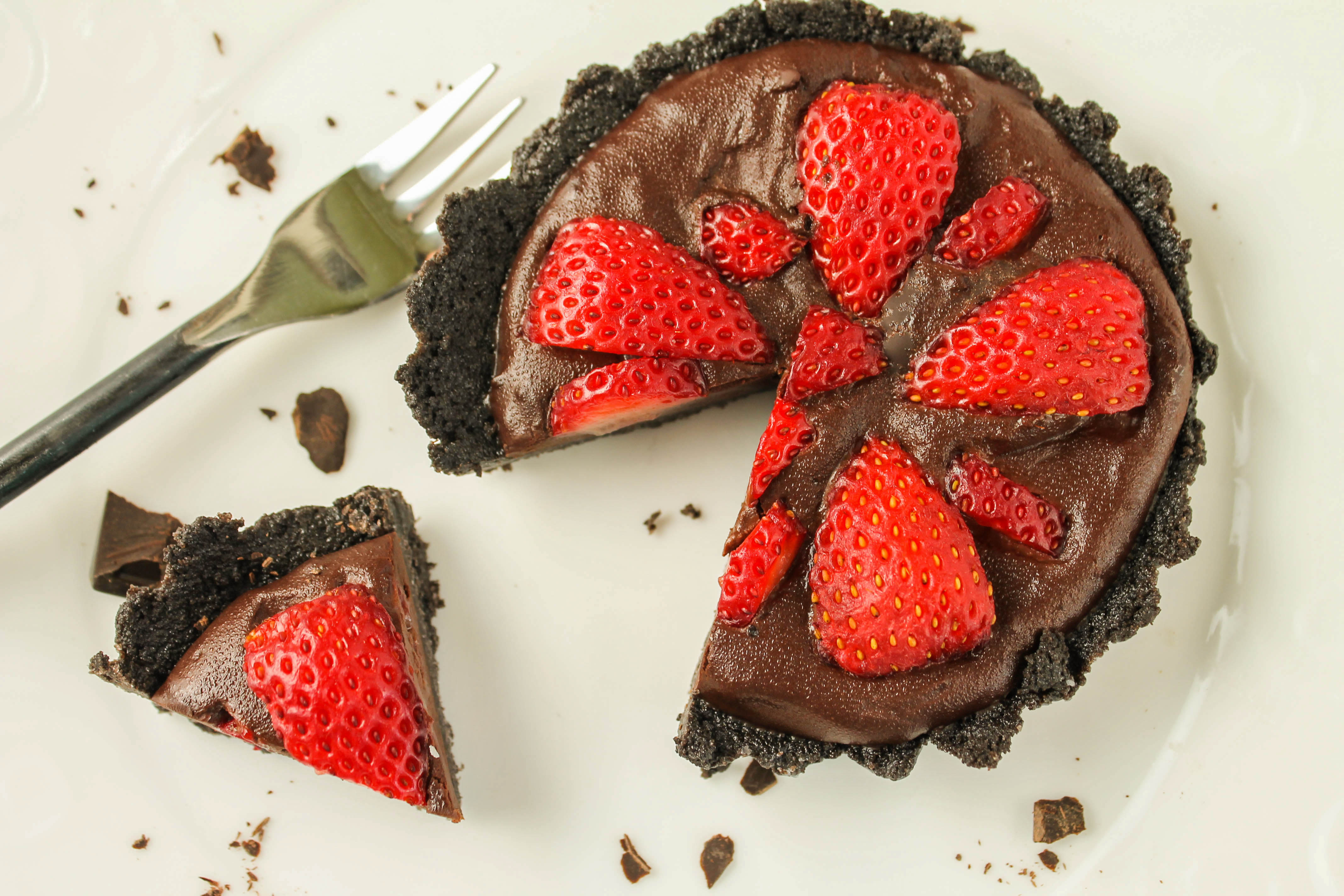 Fresh Chocolate Strawberry Tart-#Paleo #Vegan #GlutenFree