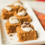 Paleo Pumpkin Bars w/ Brown Butter Cream Cheese Frosting #glutenfree #paleo #lowcarb